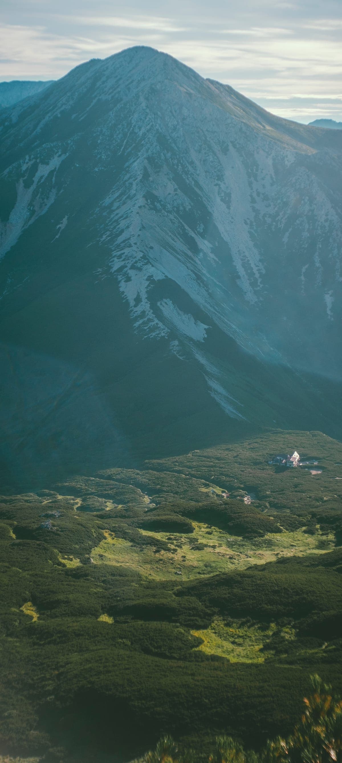 北アルプス黒部源流の雄大な景色
